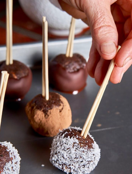 70% Classic Dark Chocolate Discs