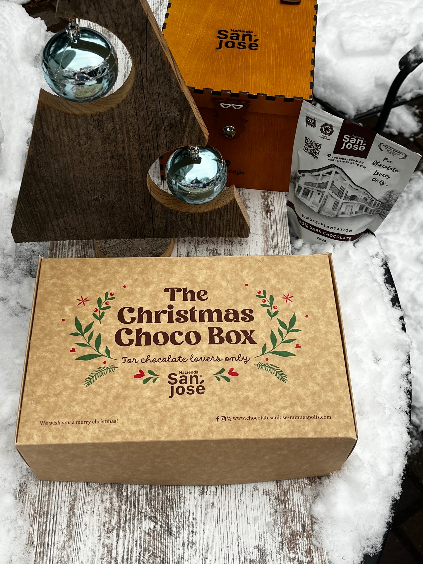 Brewing Cacao Christmas Gift Box